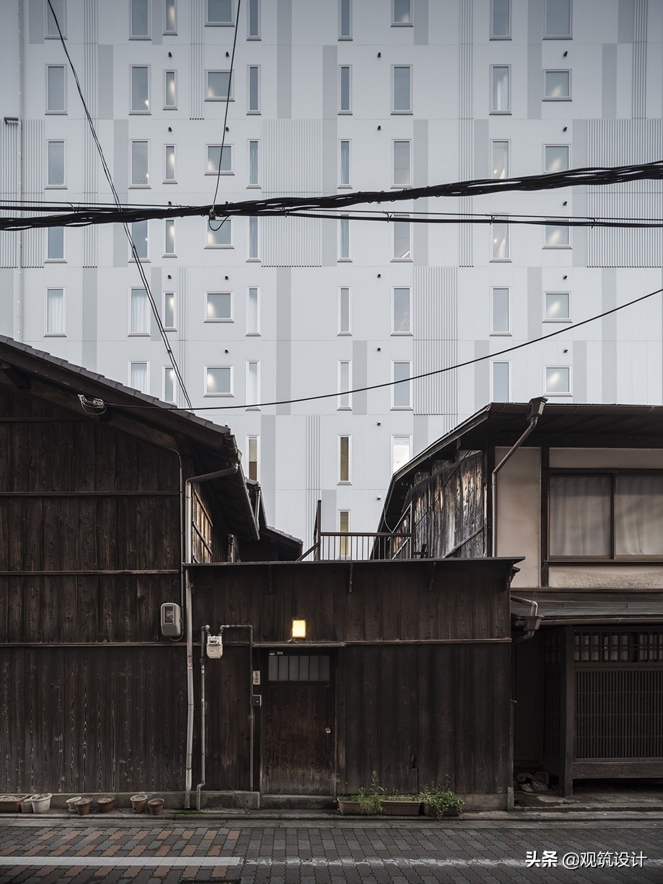 BnAAlterMuseum美术馆酒店，京都，艺术房间与垂直画廊