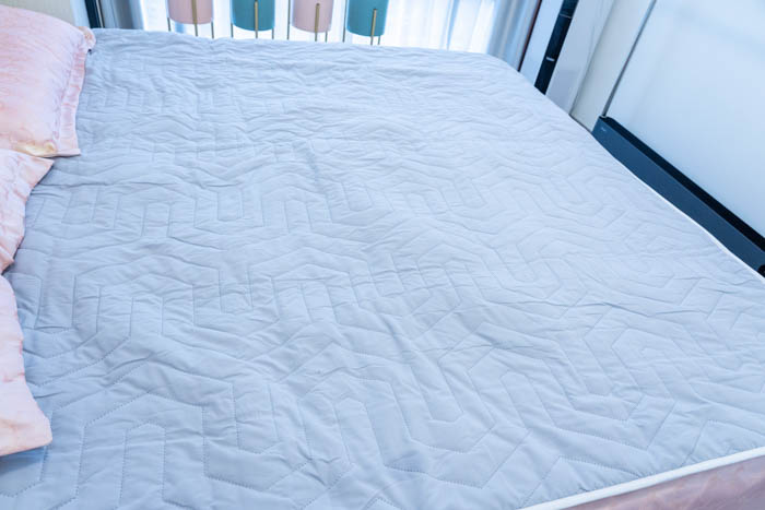 夏天太潮可以用电热毯吗,有必要用电热毯吗