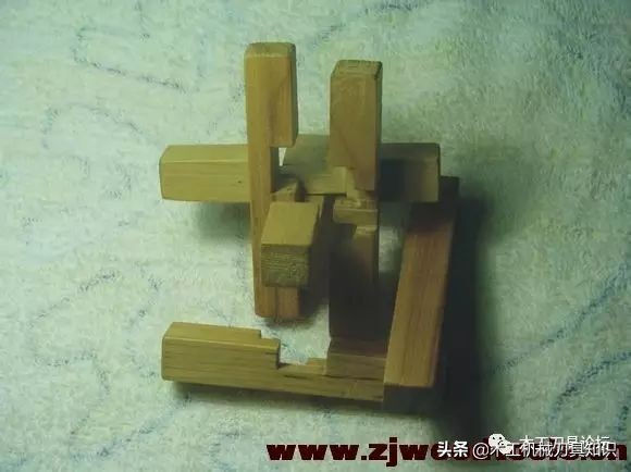 鲁班锁十角图解,鲁班锁三根拼法