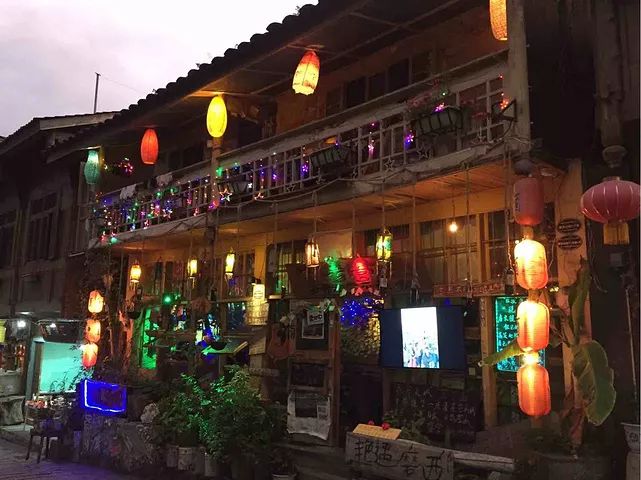 海螺沟温泉什么时候去最美,脑补一下