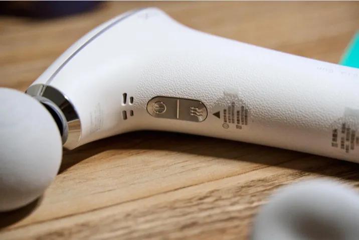 肩颈酸痛热敷按摩,缓解肩颈酸痛理疗