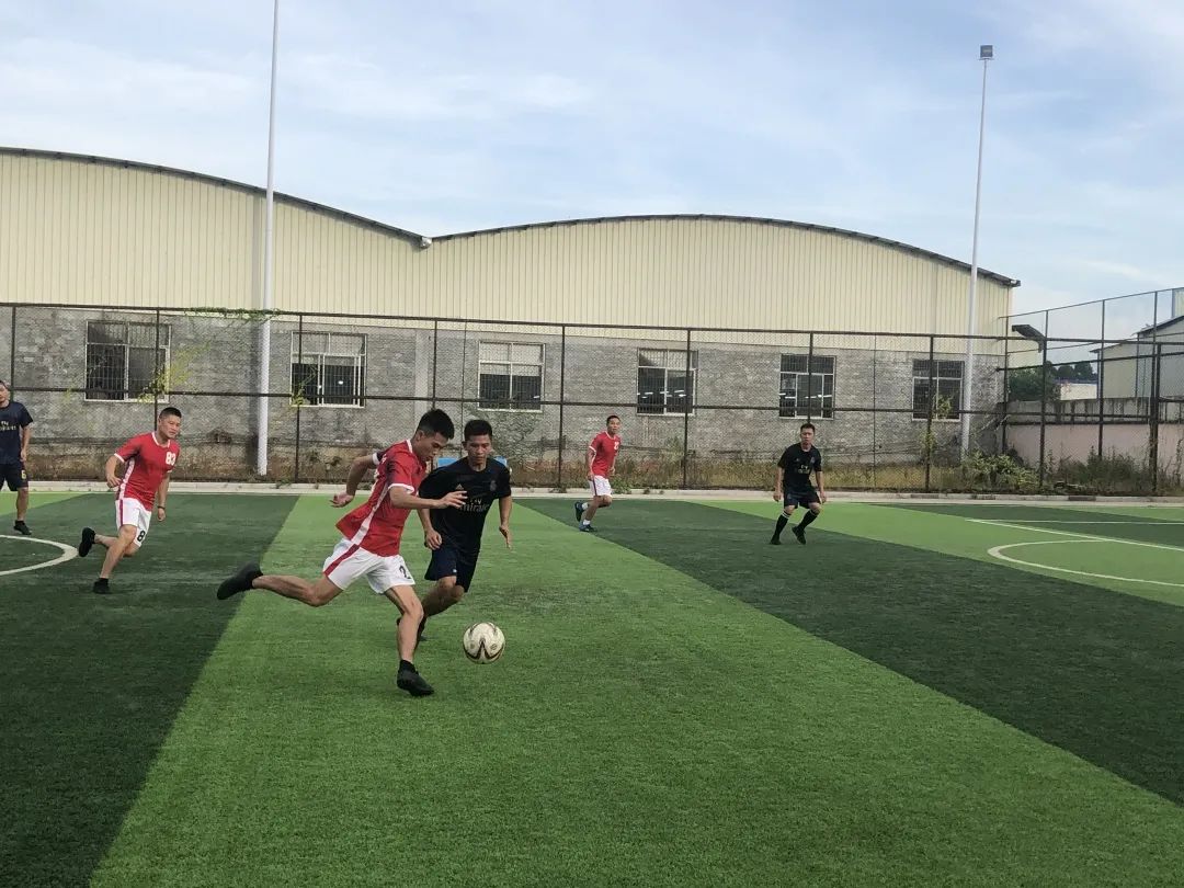 火焰蓝俱乐部图片,火焰蓝篮球队