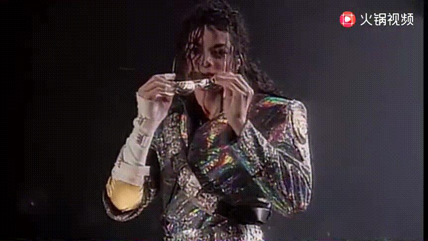 1983年迈克尔杰克逊日本演唱会,迈克尔杰克逊blackorwhite1992年彩排