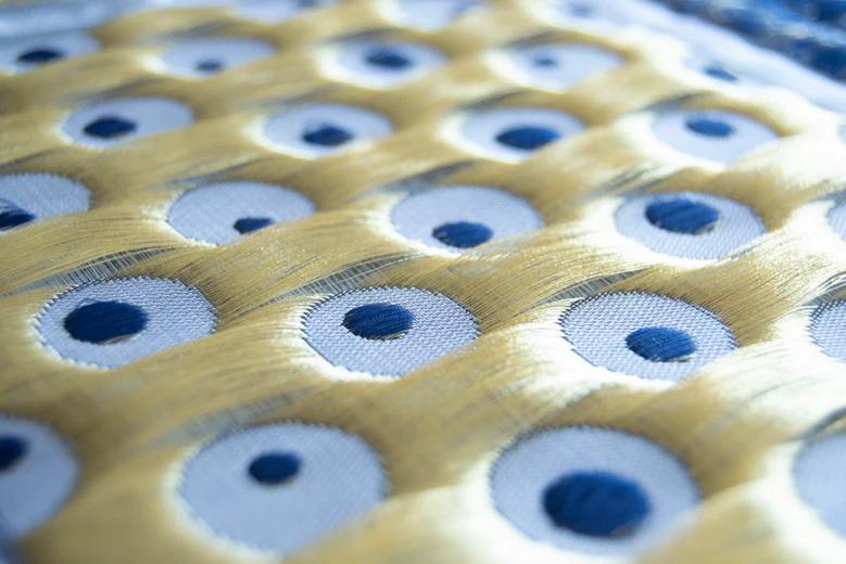 设计师用“纸”做了互动体验式墙纸！网友：不错哦，两天就坏了吧