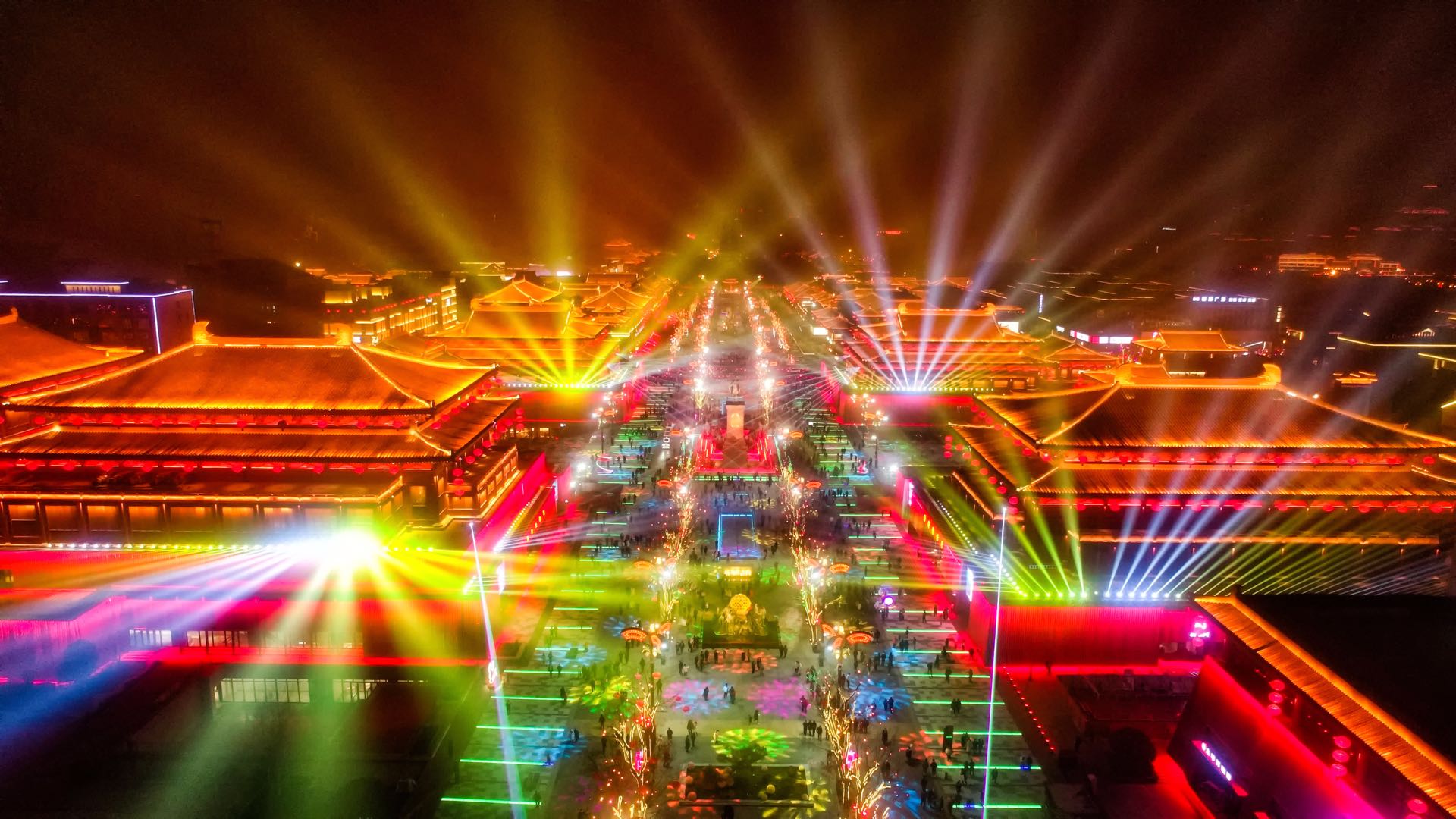 大唐不夜城火到什么程度,唐代大唐不夜城啥样