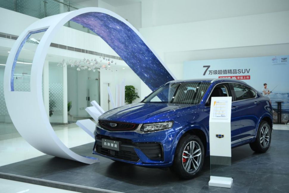 买车也能玩出“新花样”，成都人的娱乐方式在这家4S店都能get