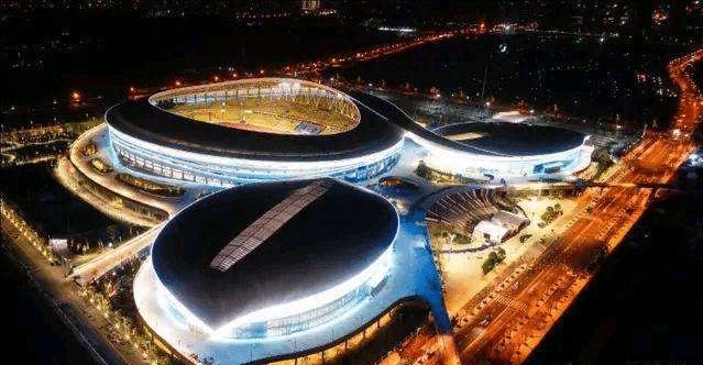 中超恒大俱乐部赛事新闻,中超联赛主场无跑道