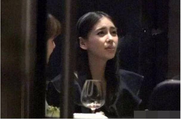 老烟枪的十大女明星,女明星老烟枪视频