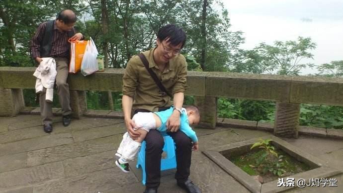 新手父母一定要掌握的9个换纸尿裤技巧,宝宝屁股干爽不遭罪