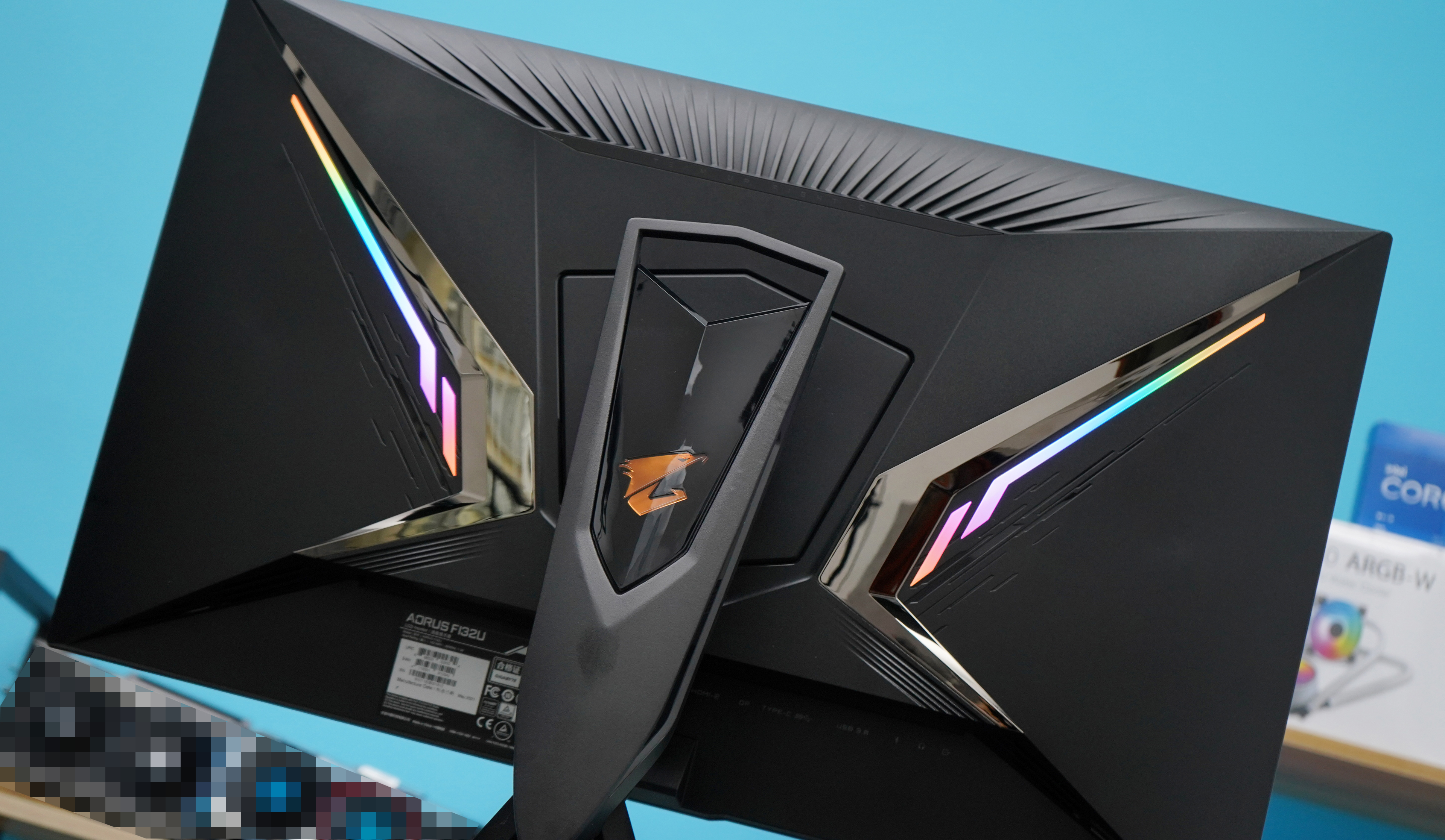 技嘉显示器aorus32英寸,技嘉aoruscv27f显示器
