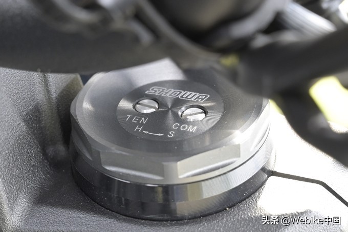 测评川崎zrx1200视频,川崎z1000和宝马s1000r选哪个