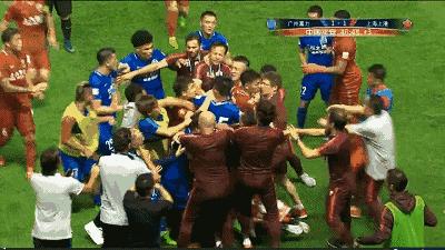 经典足球gif,足球热血励志图片