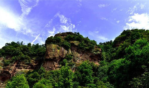 云旅游，宅家不无聊，看看岳阳石牛寨开春有多美