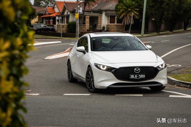 马自达mazda3深度测评,mazda3马自达提车