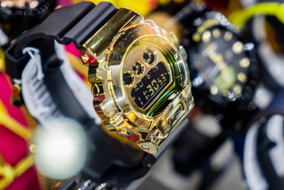 徐家汇绅士节|潮牌“惠”聚！低至5折！男神养成一步到位~