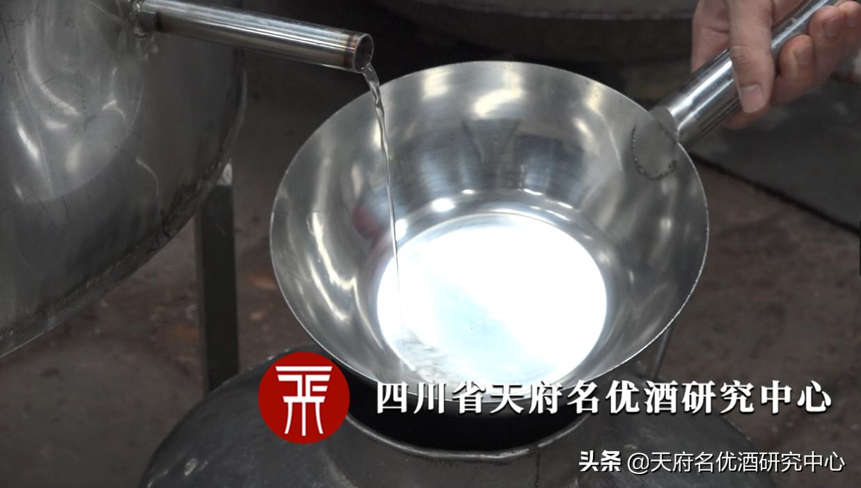酿酒有发霉味怎么回事啊,酿酒过程发霉还能喝吗