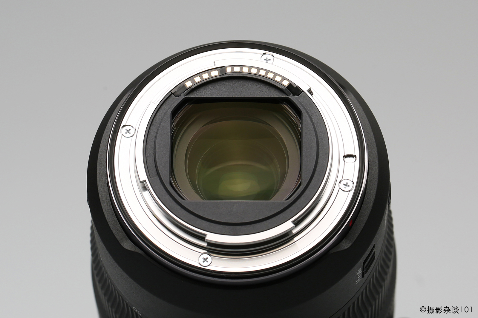 浣宠兘rf24-70f2.8闀滃ご鍊间笉鍊煎緱鍏ユ墜,浣宠兘rf24-70f2.8闀滃ご璇勬祴