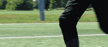 实战简单过人技巧,双变向过人如何做到精髓