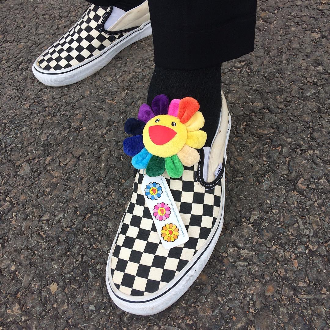 村上隆小花紫色,村上隆太阳花鞋子穿搭