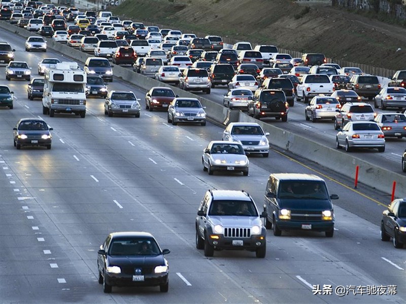 克服开车恐惧紧张心理的有效方法,如何克服开车上路的紧张感