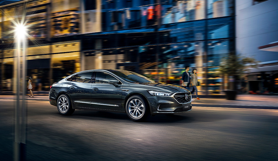 新款1.5t的君越值得买吗,最新款的君越降价6万是真的吗