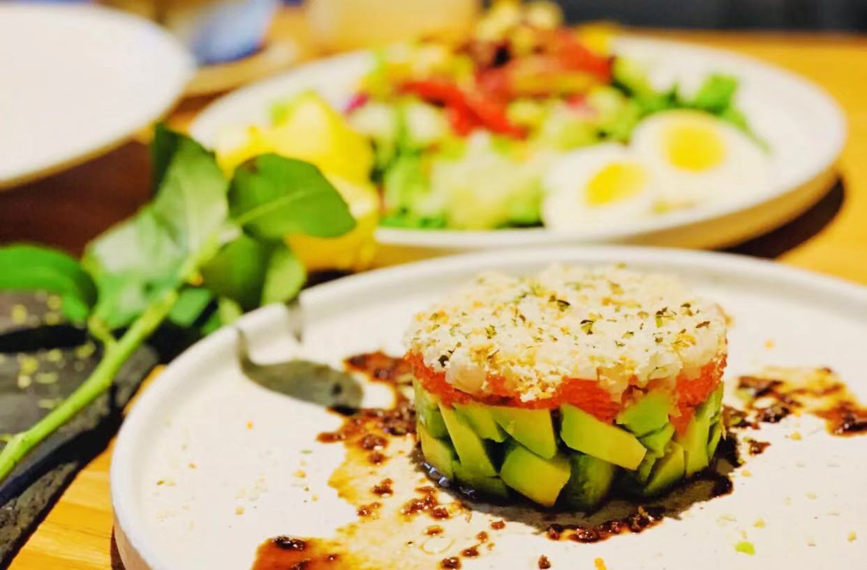 青岛美食推荐必吃云霄路,青岛高端美食打卡地