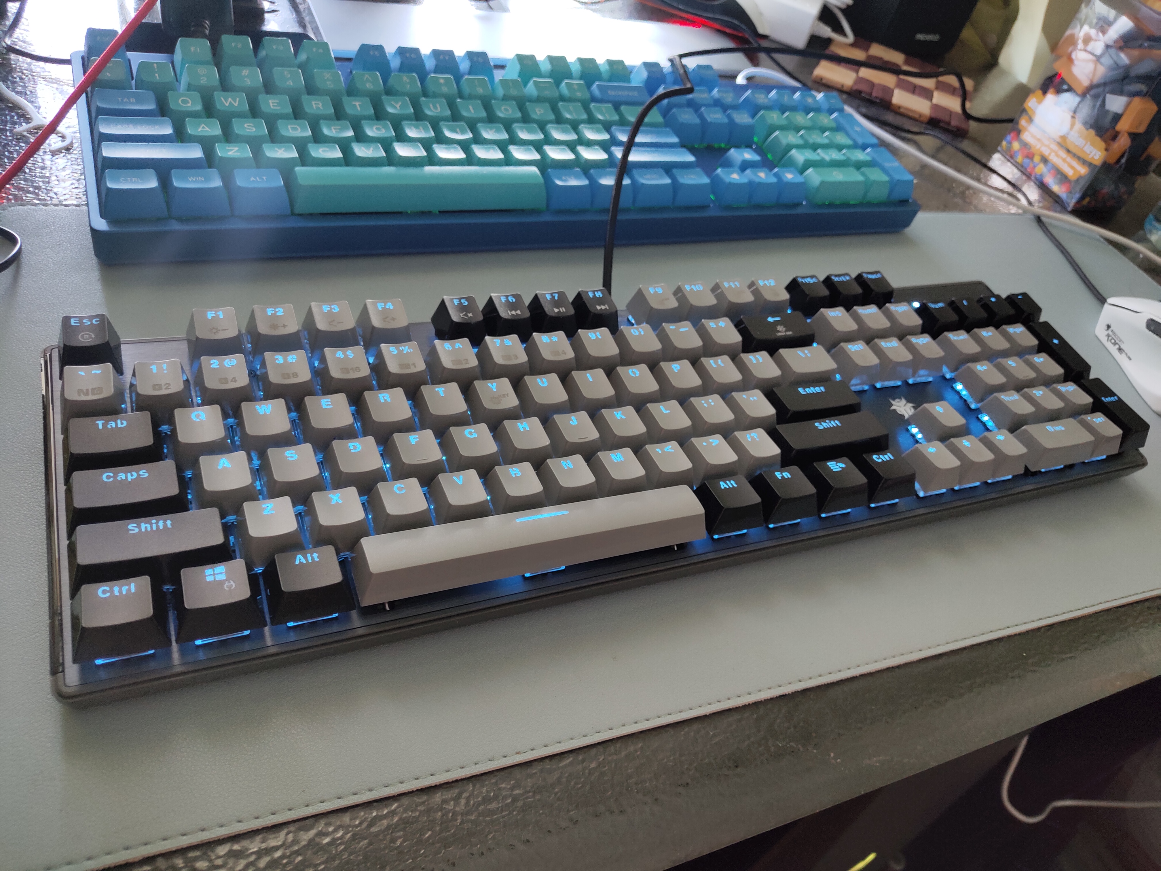 樱桃mx2.0和mx3.0键盘有什么区别,樱桃2.0机械键盘和罗技k845哪个好