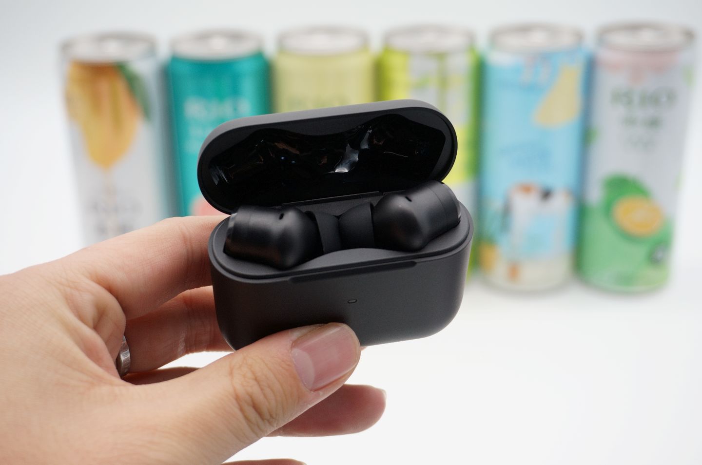 雷蛇战锤狂鲨v2专业版降噪耳塞,雷蛇战锤狂鲨v2专业版pubg测评