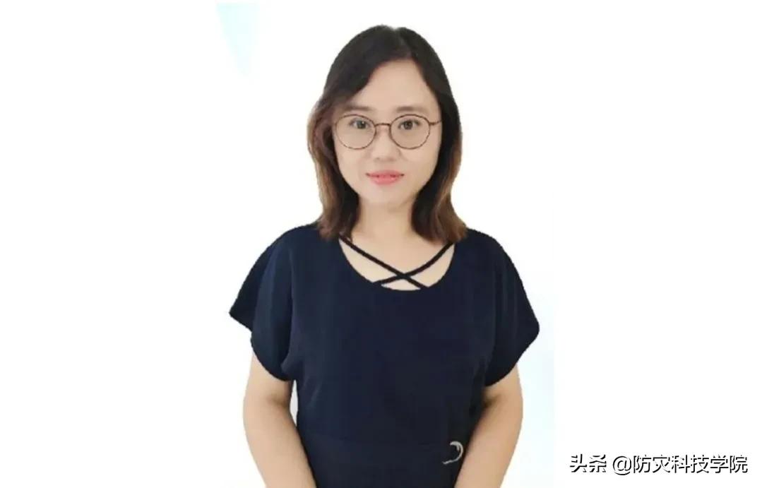 *党**的教育方针大家谈|外国语学院刘娲路老师