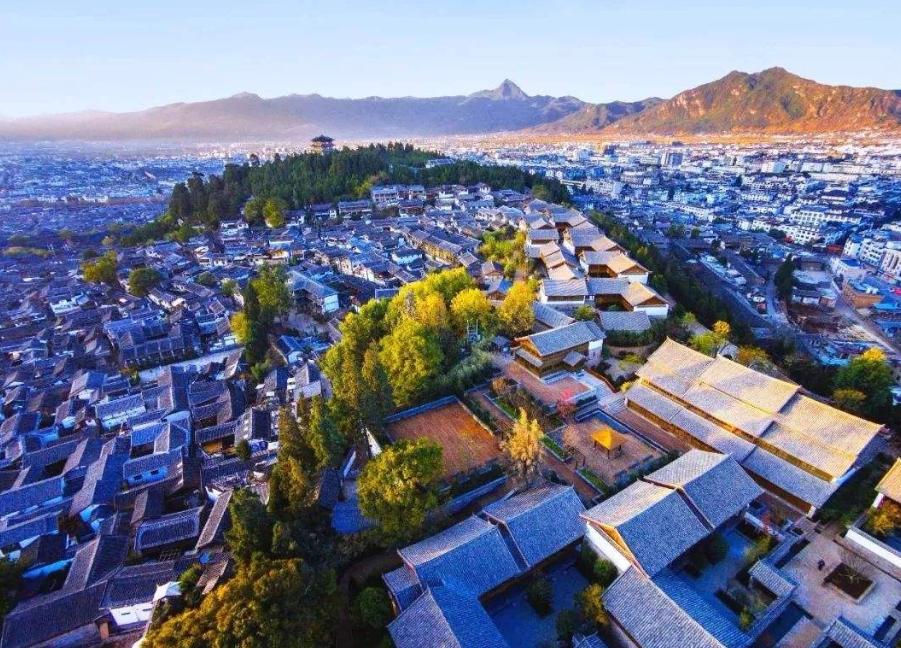 濂㈠崕閰掑簵榻愯仛涓芥睙,涓芥睙濂㈠崕閰掑簵