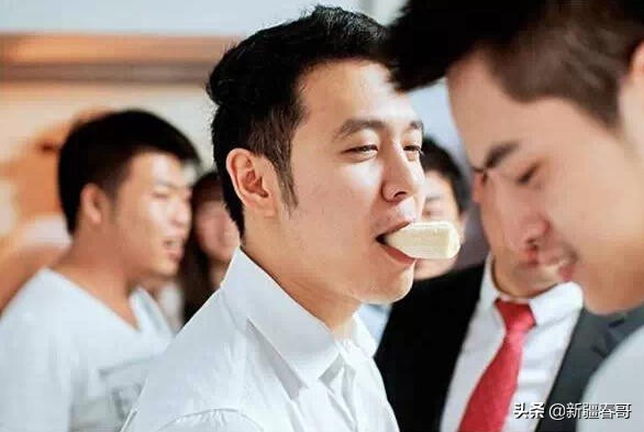 接亲游戏小攻略让你的婚礼更有趣,新郎接亲堵门游戏大全