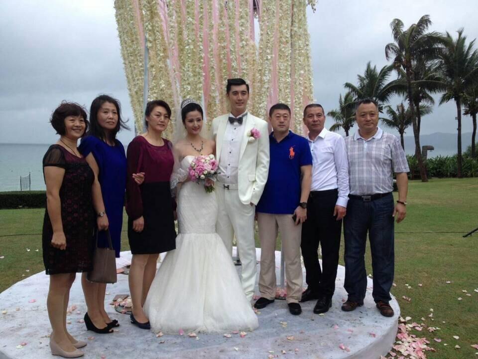 中国足坛十大火爆球员,现役足坛帅哥门将