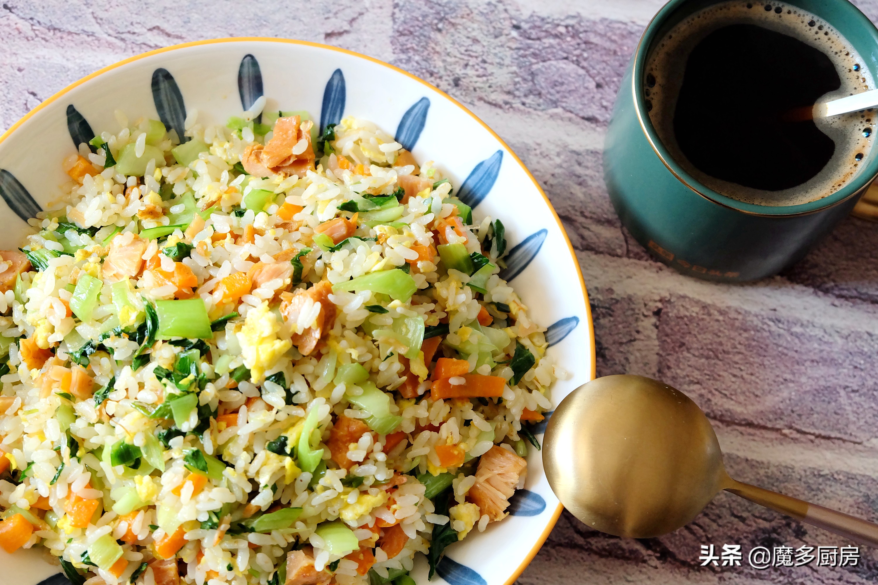 体重减了两斤又开始得瑟了,体重降低了好开心