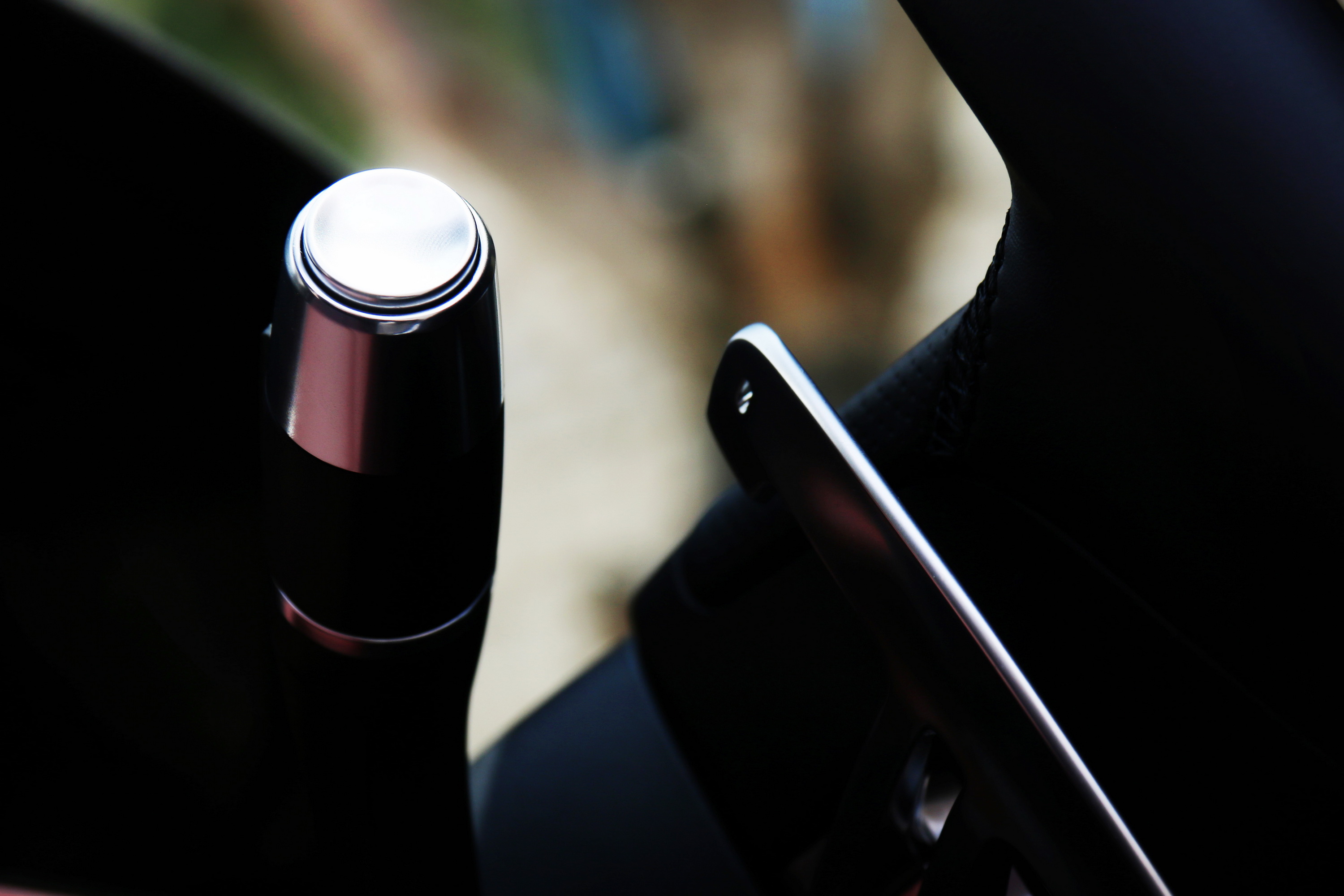 路虎揽胜极光l怎么样值得购买吗,2022路虎揽胜极光l值得买么