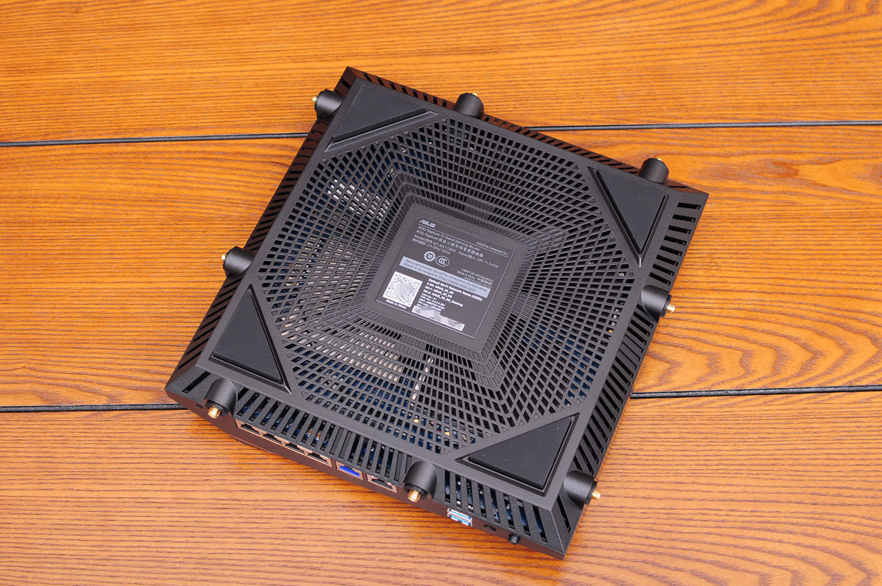 家庭网络最强路由器,无线网能达到千兆的路由器