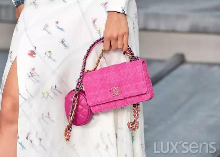 花一个肉包子的钱,花一个钱可以买到两个包吗