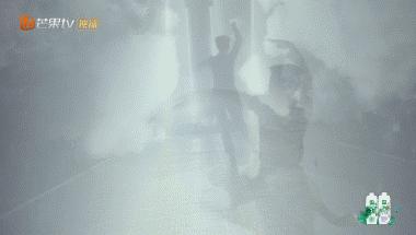 张晋给贾静雯当替身,张晋和陈小春以前关系如何