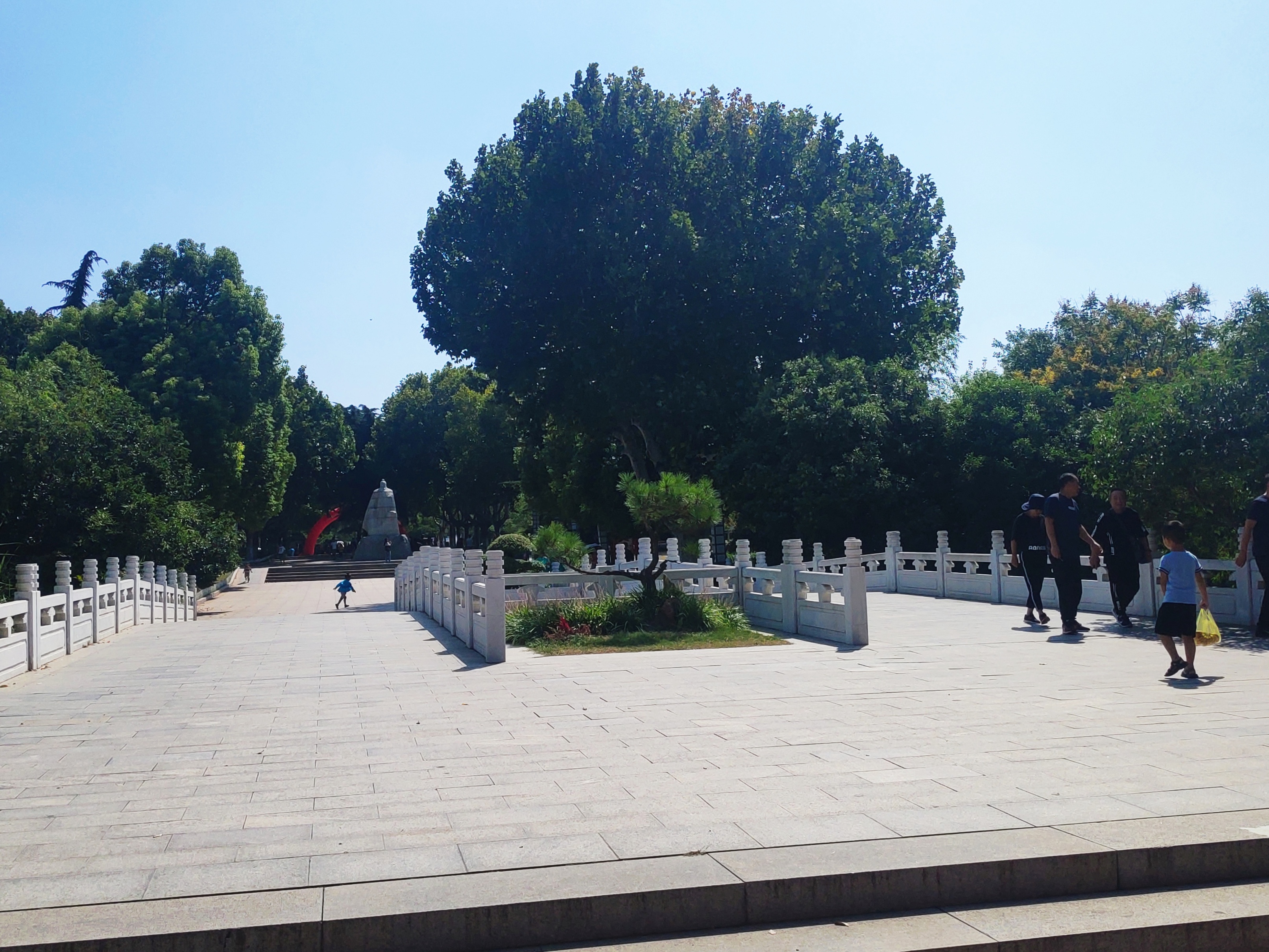 徐州彭祖楼和彭祖园,彭祖园石雕