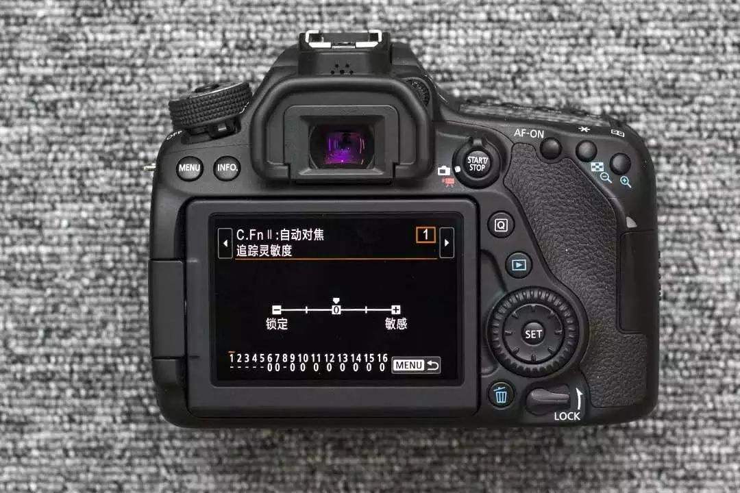 佳能入门单反推荐佳能77d,佳能77D入门