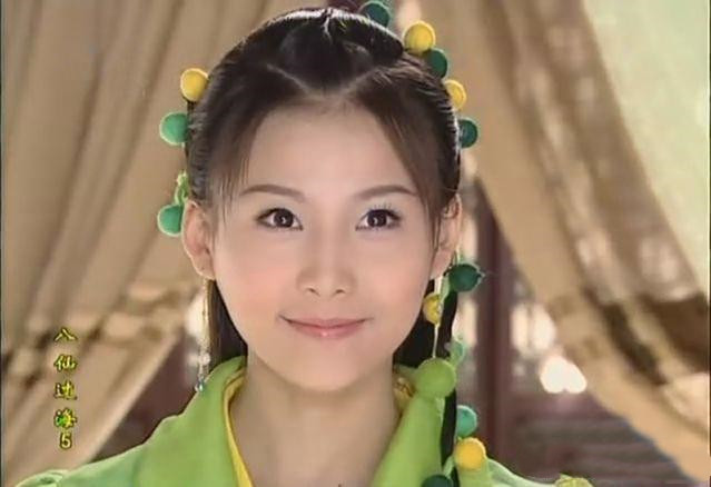 从“华策一姐”到18线小透明，被王思聪猛锤的贾青，不值得同情