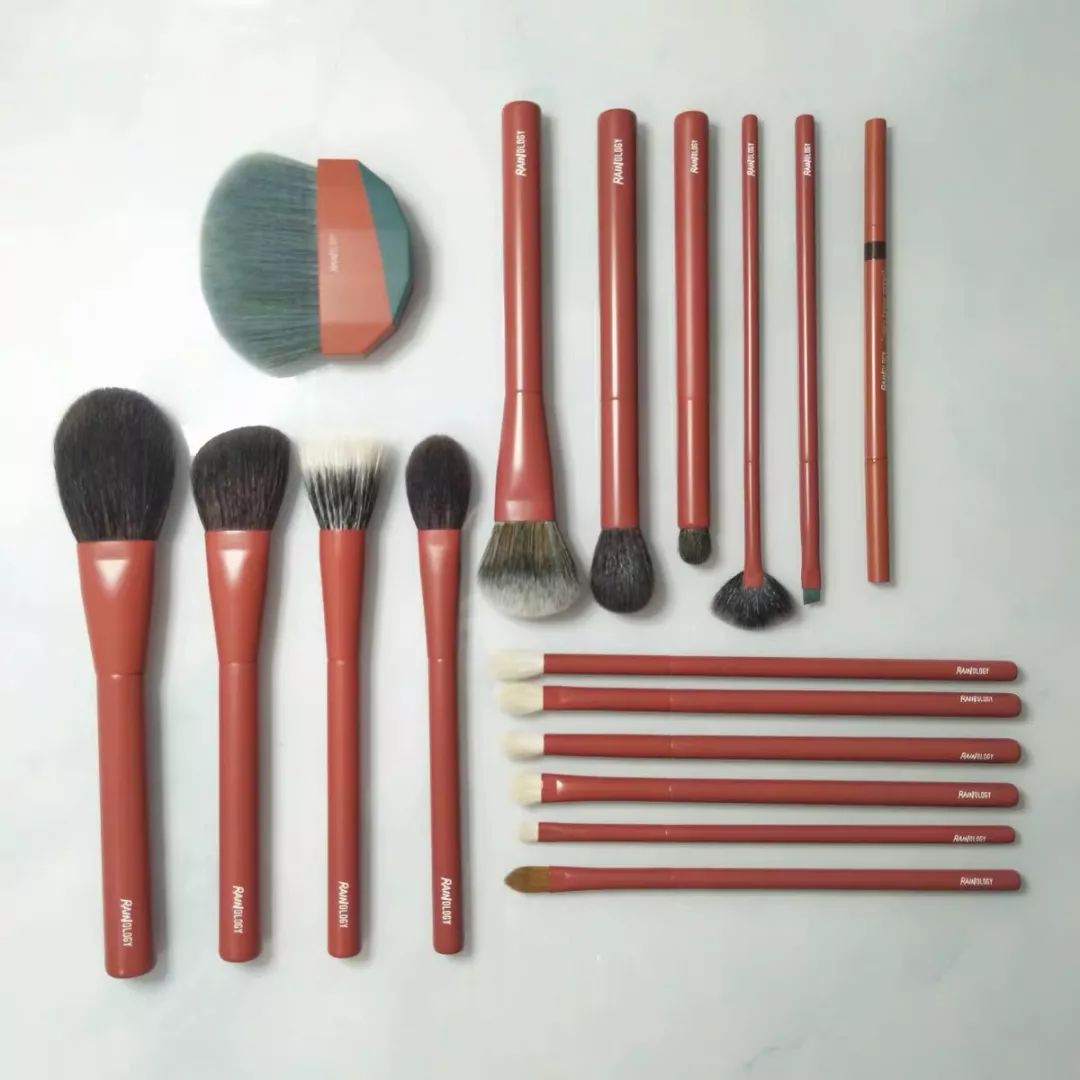 新手化妆买一套刷子,化妆刷推荐初学者化妆刷