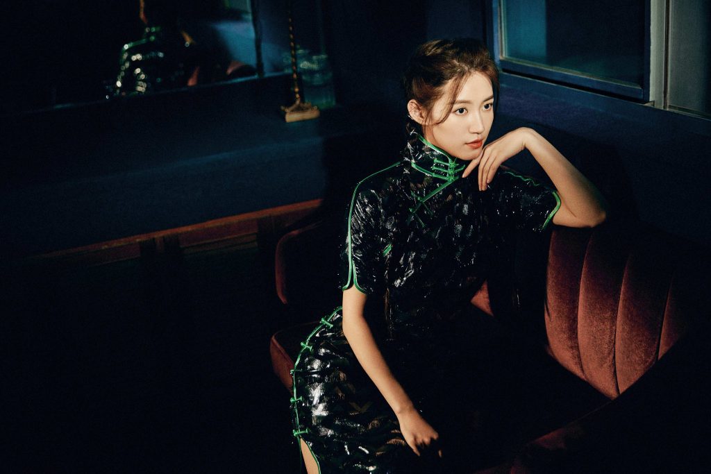 莫言《丰乳肥臀》：美女护士为馒头*身失**，亲弟弟目睹为何不敢制止