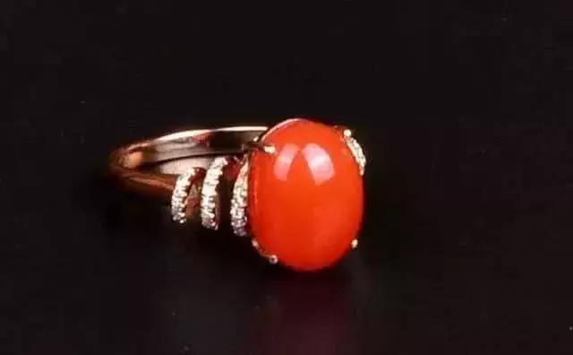 南红戒指哪种最好用,南红戒指怎么镶嵌好