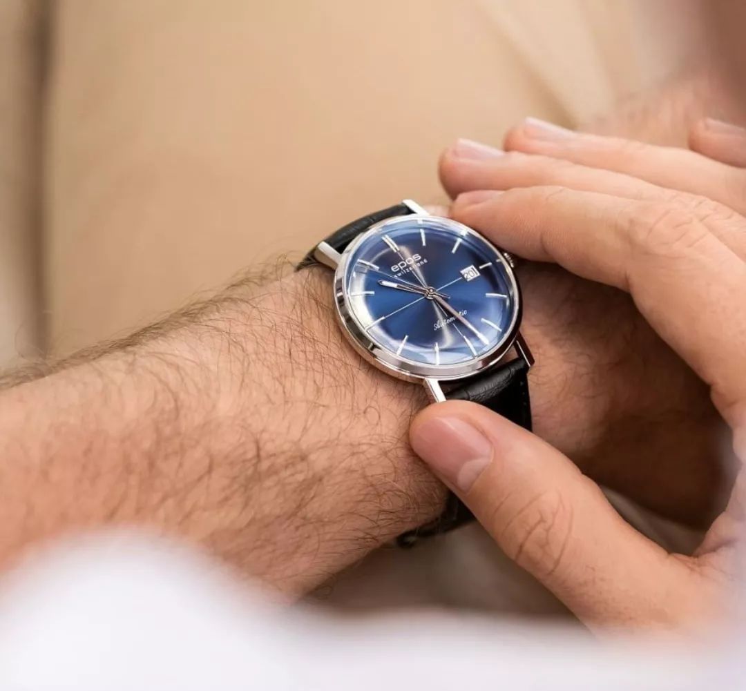 为什么很多人去买几十块钱的手表,现在年轻人有必要买手表吗