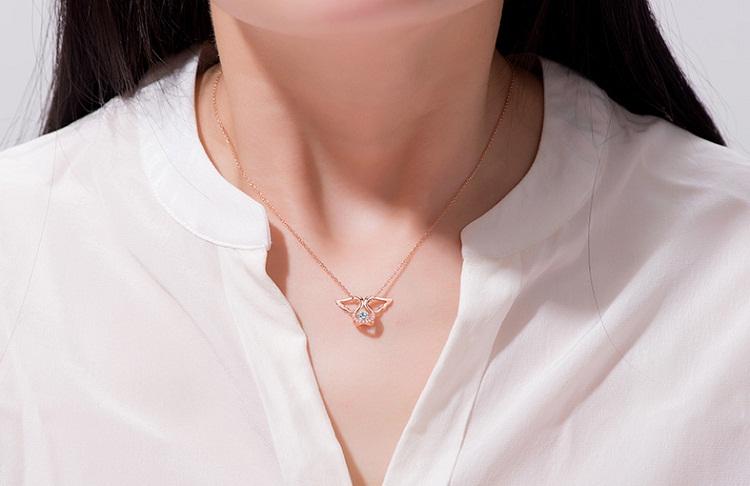 仙女们夏天必备的天使项链，你入手了吗？