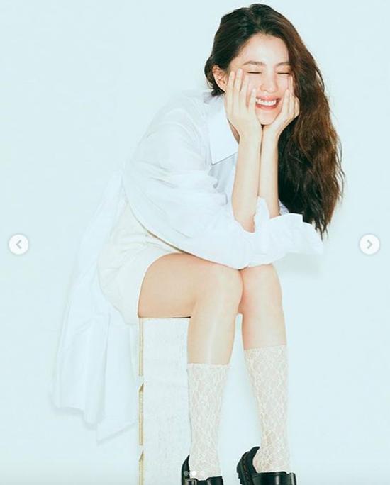 夫妻的世界韩素希穿衣搭配图,夫妻的世界韩素希吊带裙