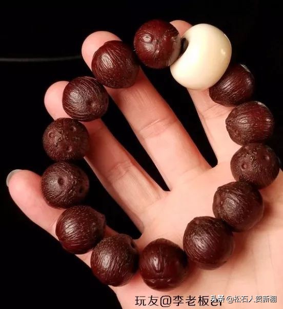 菩提各种盘玩方法,21颗菩提根手串上手效果