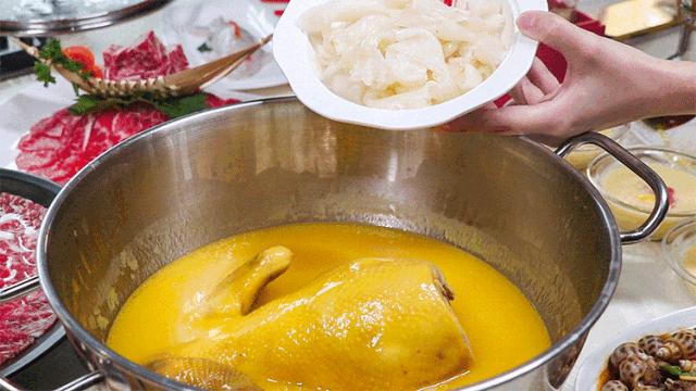 港式花胶鸡火锅暖心又暖胃,香港花胶鸡火锅哪家好吃