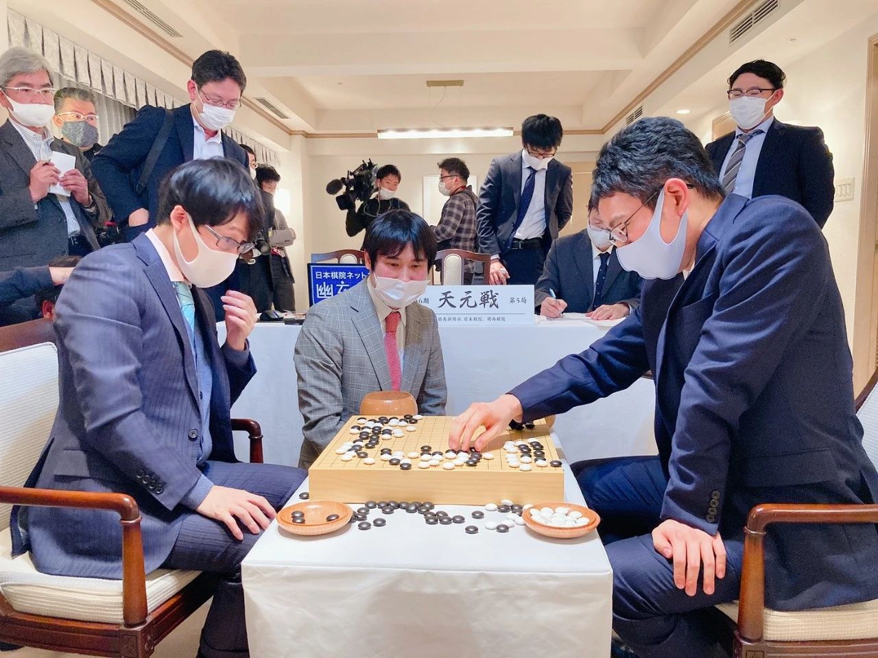 一力辽vs井山裕太谁赢了,一力辽和井山裕太最新对局