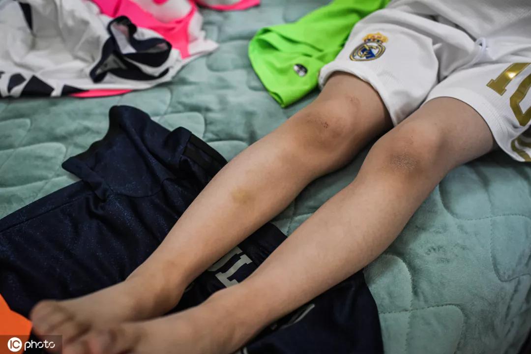 他不是神童纪录片,他不是神童